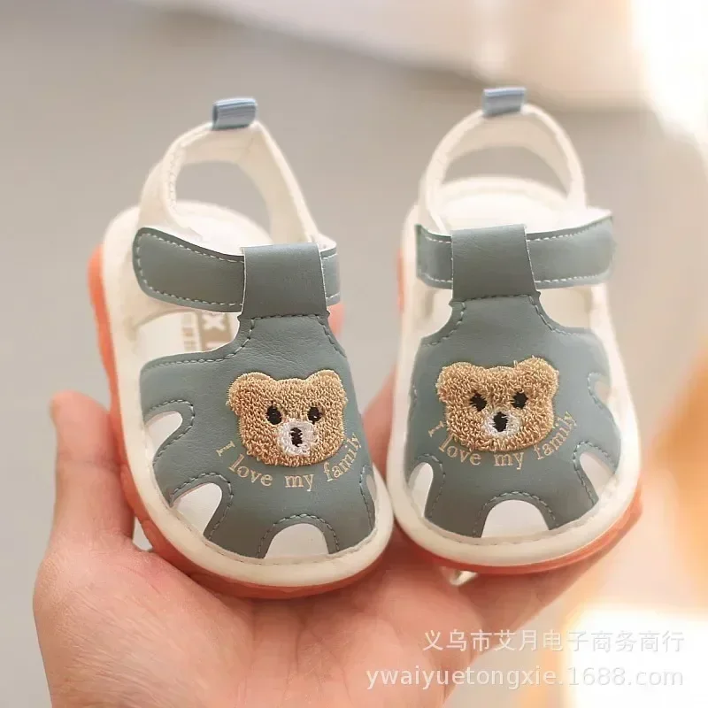 

Cartoon Bear Pattern Baby Walking Shoes Toddler Soft-Soled Flat Sandals Breathable Outdoor Casual Shoes Unisex Boys and Girls