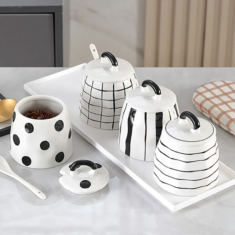 European Ceramic Seasoning Pot Black and White Stripe Salt Sugar Pepper Pot Home Seasoning Box with Lid Soy Sauce Vinegar Bottle