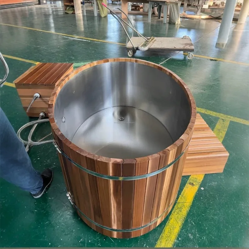 

Barrel Spa Hot Tub Sauna Barrel Hotel Clubhouse Private