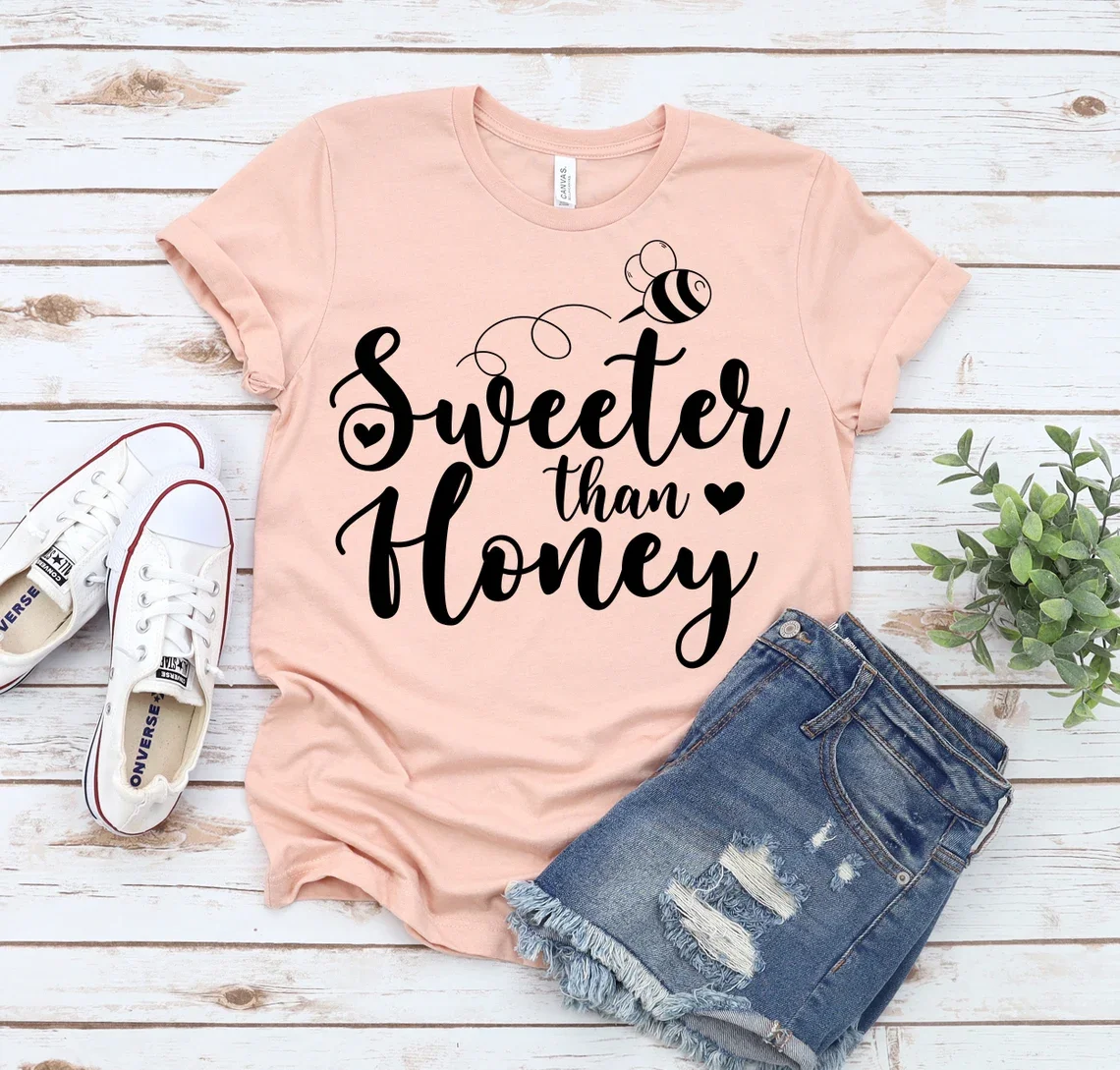 Skuggnas Sweeter Than Honey Funny Graphic T-shirt Valentines Day Cotton Shirt Gift For Her Bee Mine Casual Tops Drop Shipping
