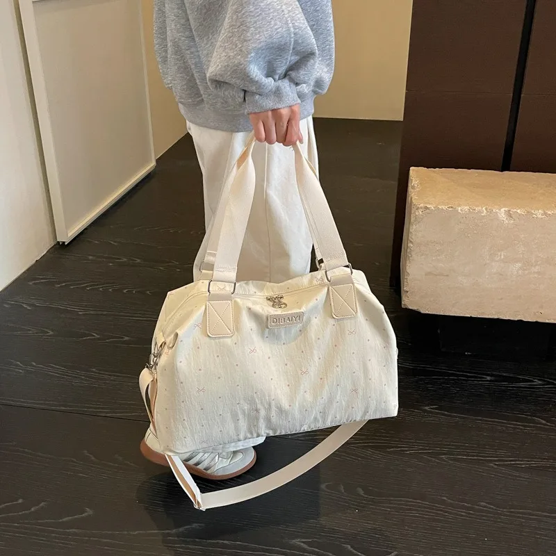 Large Capacity Waterproof Nylon Travel Tote Bag for Women with Bowknot Polka Dot Design, Lightweight Shoulder Handbag Luggage &