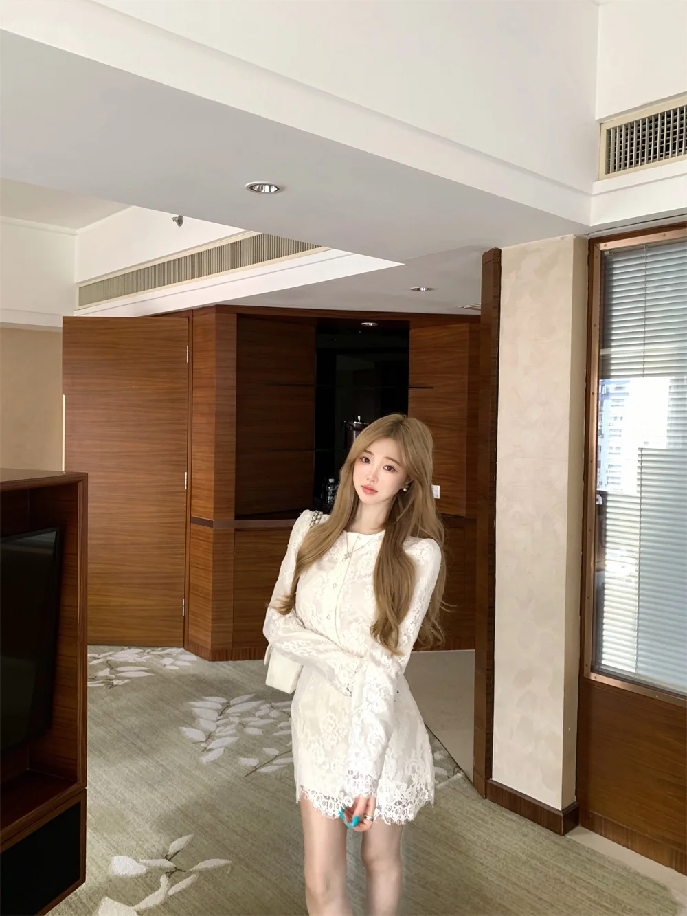 

Elegant Lace Splice Long Sleeve Women's Suit Set with Wrap around Skirt And Cardigan for Autumn Season Fashionable Two-Piece ...