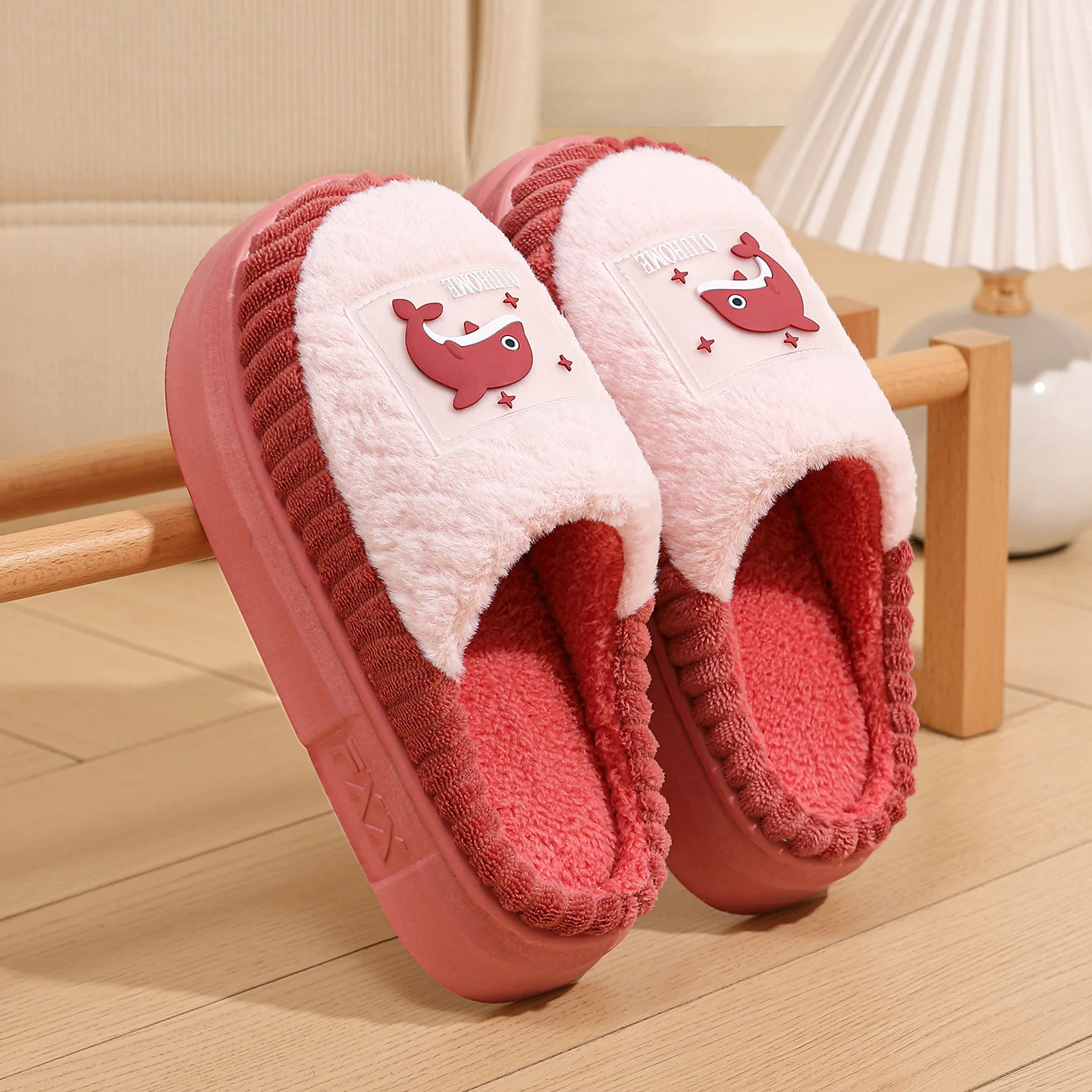 Winterwarme Hausschuhe für Damen und Herren, niedliche Wal-Cartoon-Plattformschuhe mit dickem Plüsch, rutschfeste, weiche EVA-Sohle, Indoor-Schlafzimmer-Slides, Mules – Detail 17