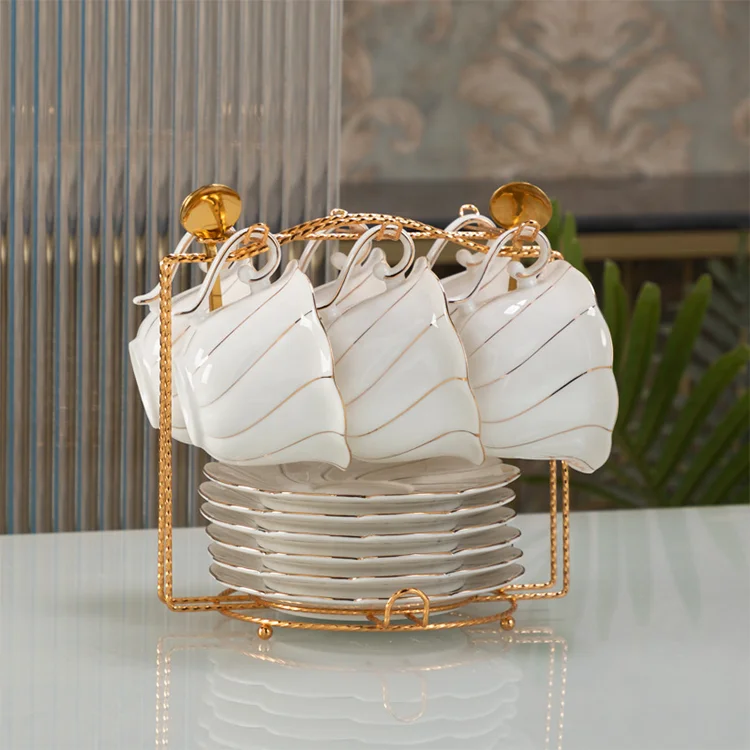 Portable Luxury Fine Porcelain Ceramic Tea Set 23 Pcs Royal British Style Custom Golden Design Coffee & Tea Cup Set