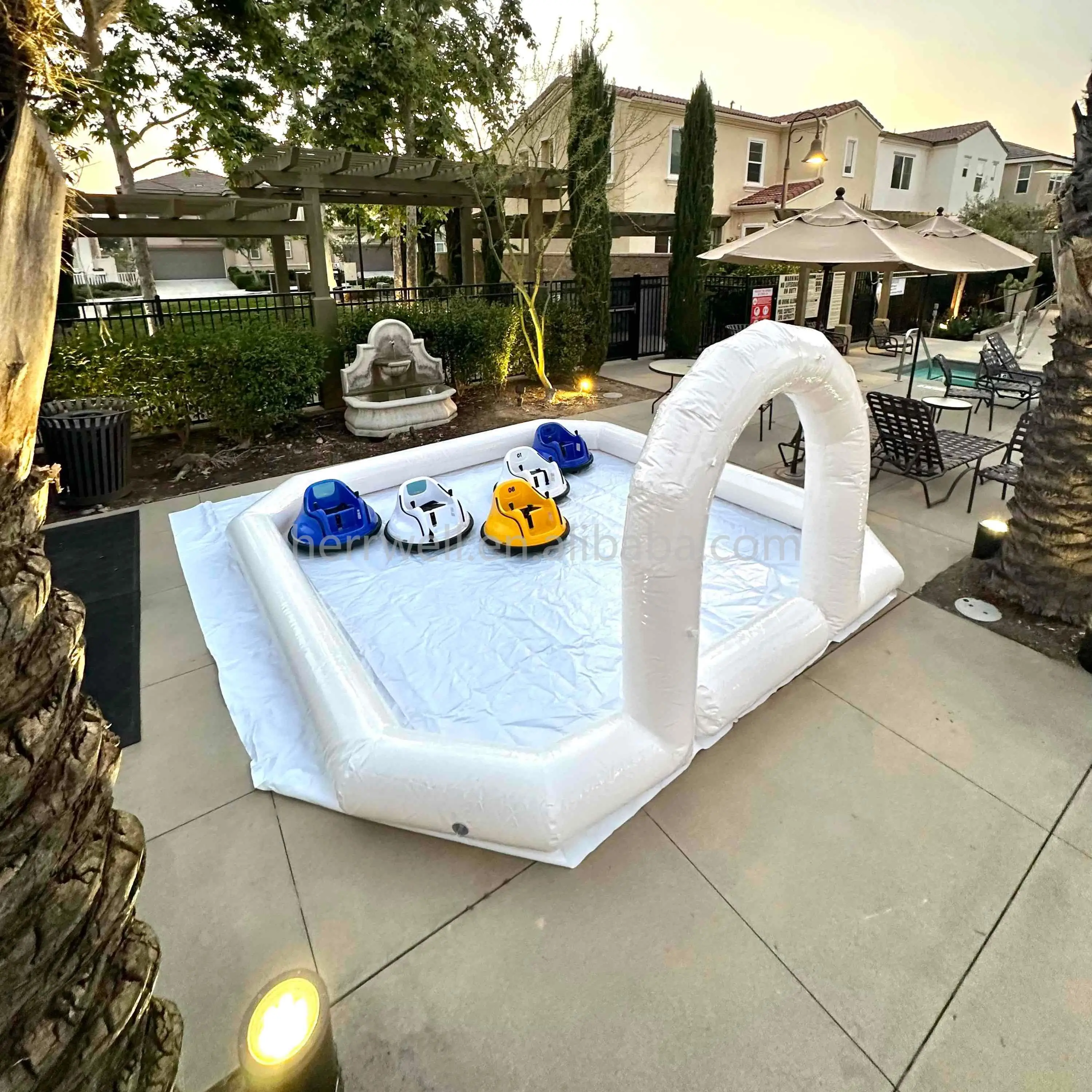 

Commercial Pvc White Go Kart Car Fence Kids Giant Inflatable Bumper Car Arena with Safety Features