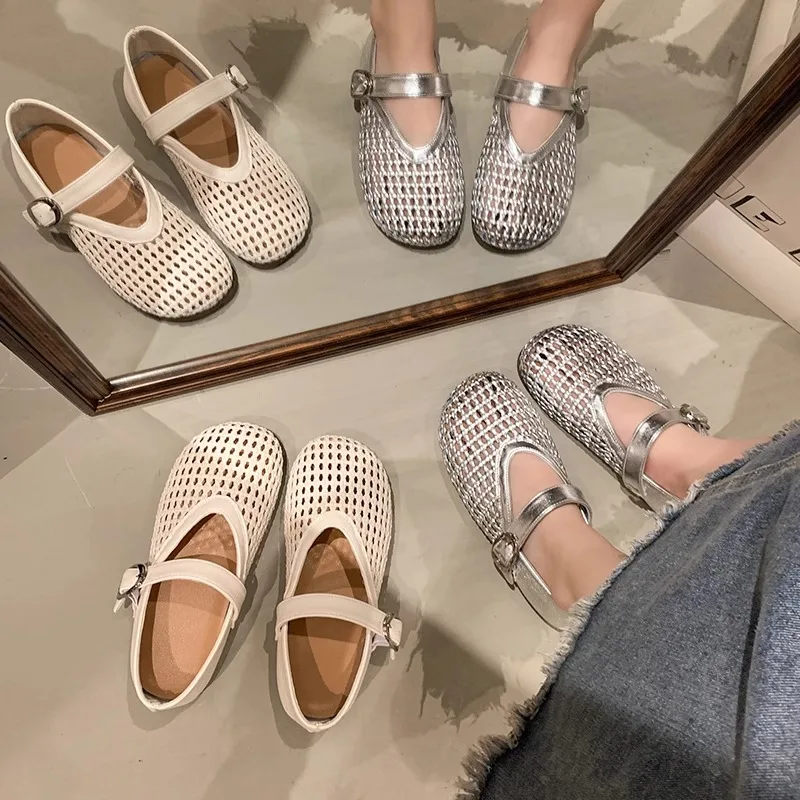 

Children Casual Sandals for Girls 2025 Summer New Fashion Korean Style Soft Bottom Anti-slippery Versatile Cut-outs Beach Shoes