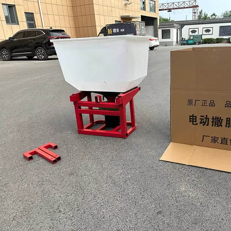 Electric PE Hopper Tractor Spreader High Productivity Spreader Small spreader; applicator