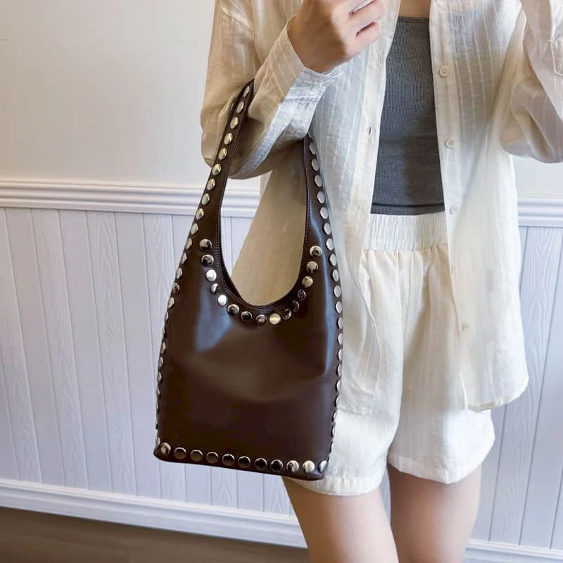 

Высококачественные сумки-тоут большой емкости с заклепками, дизайнерские сумки на плечо, роскошные сумки в американском стиле, женские сумки 2025 года, новые модные сумки для подмышек