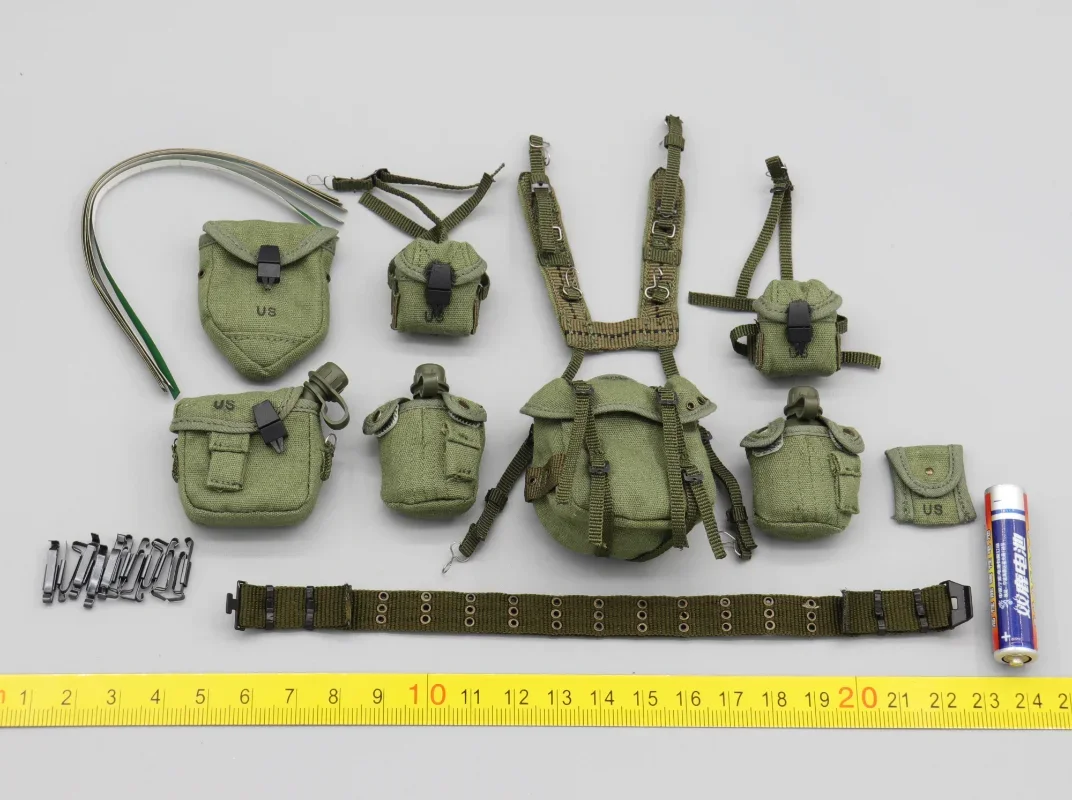 QOM-1035 1/6 Scale Soldier Carrying Equipment Model 12 '' US 101st Airborne Division