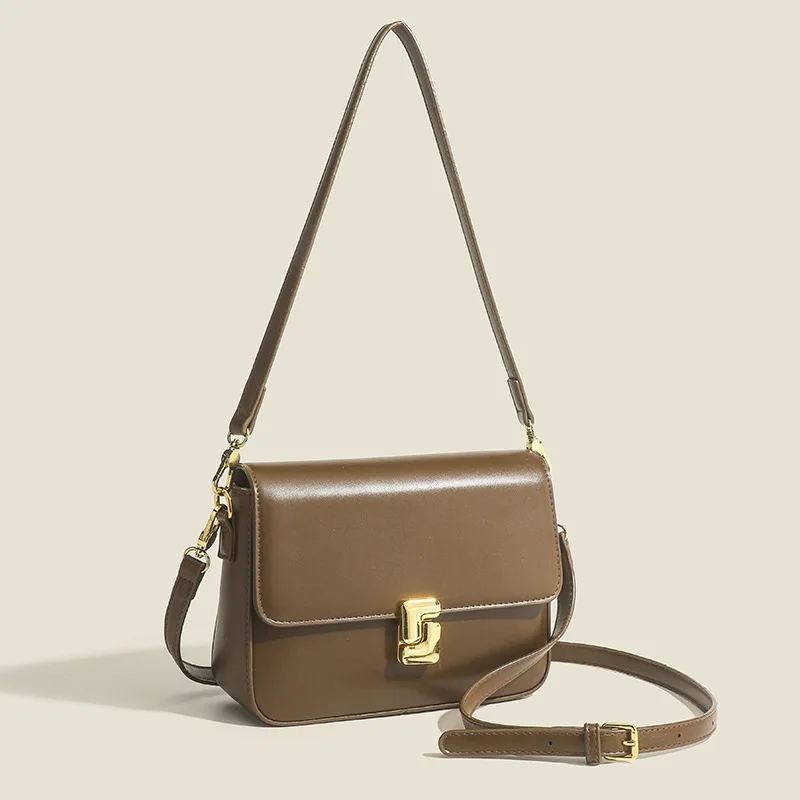 Модная кожаная сумка-рюкзак для пригородных поездок с элегантным дизайнерским дизайном и однотонным дизайном