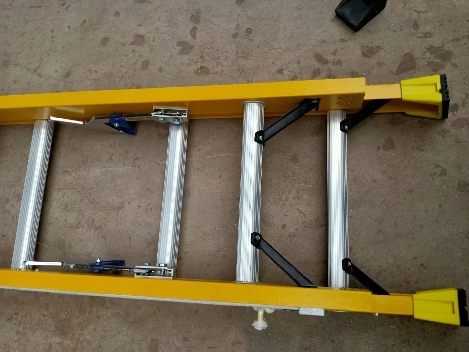 Рисунок 4 - Лидер продаж, 4 м