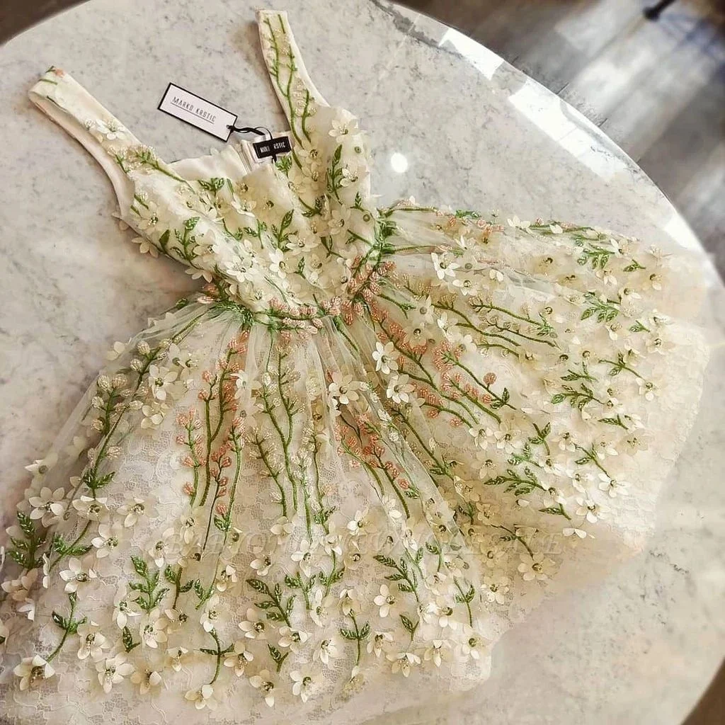 

Faionable Embroidered Bodysuit Dr Women's Sexy Strapl Dr Tee-Dimensional Flower Embroidery Alluring Polyester Ma...