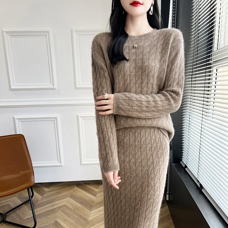 Fall/Winter New Women's 100% Wool Knitted Round Neck Loose Sweater Wearing Cashmere Skirt Two-piece Set