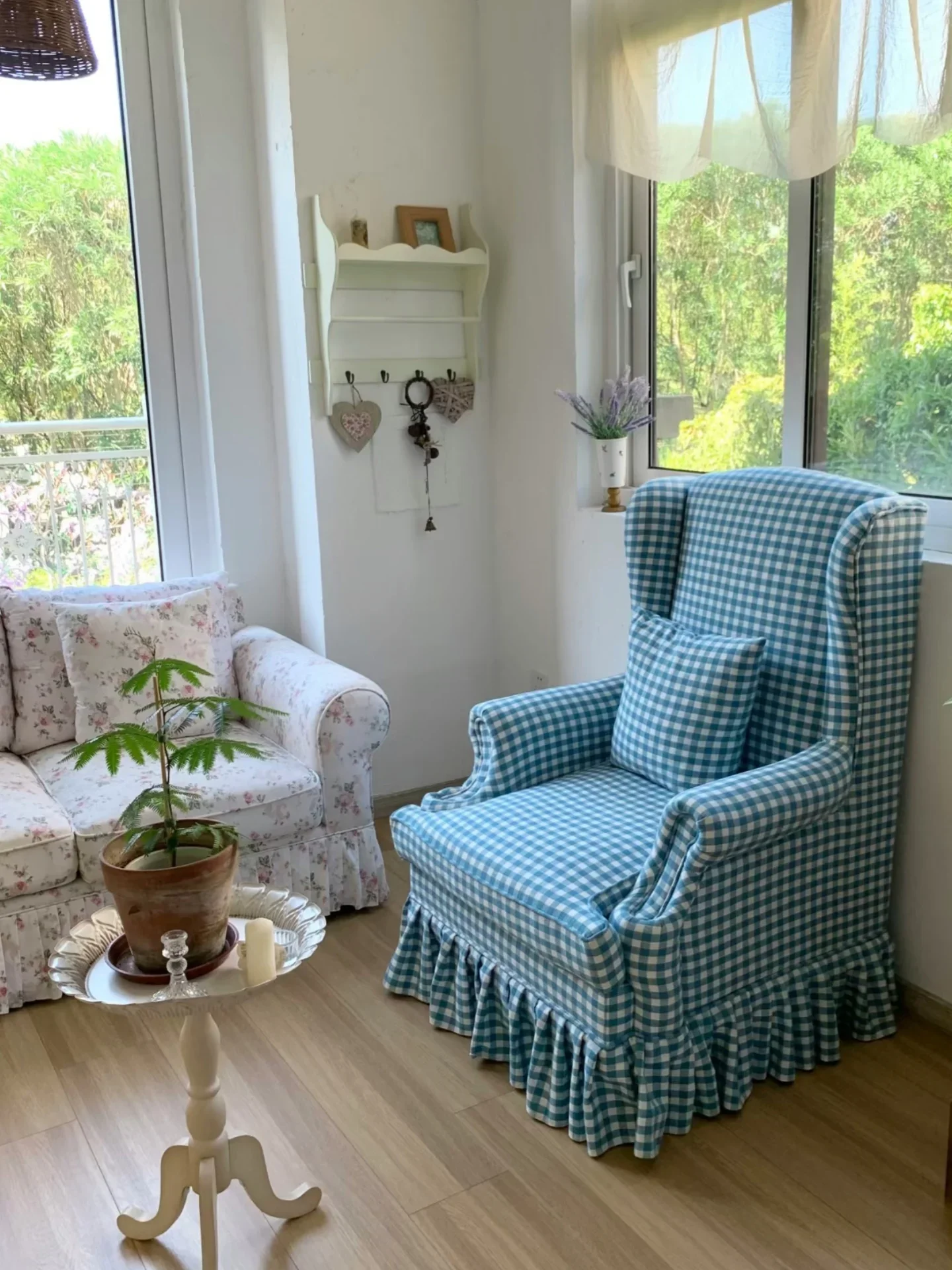 French cream style sofa retro pastoral small floral skirt Xiaohongshu blue and white plaid American