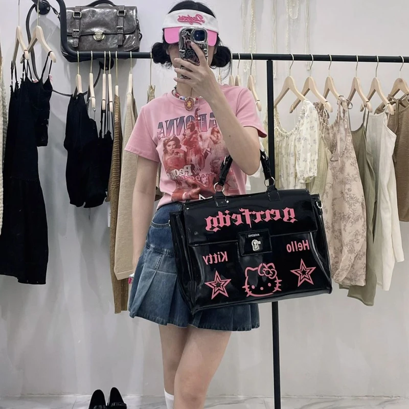 The New Sanrios Hello Kitty Kawaii Sweet Cool Hot Girl Versatile Trendy Shoulder Bag Girl Cute Texture Portable Messenger Bag