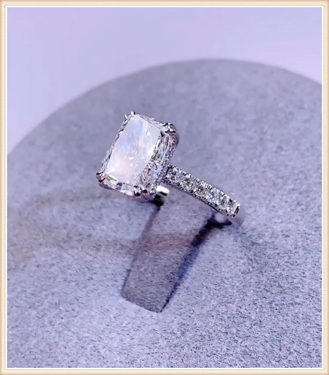 10K Gold Lab-Grown Diamond Cushion Cut 2-Carat Wedding Ring, High-End Jewelry Platinum Engagement Ring Custom Wholesale