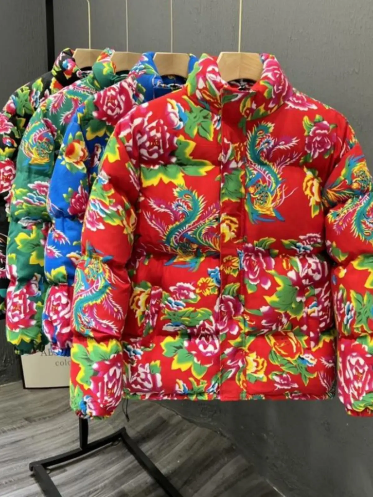 

Утепленная хлопковая куртка с крупным цветочным узором, зимнее пальто, ветрозащитная верхняя одежда в стиле ретро для молодежи