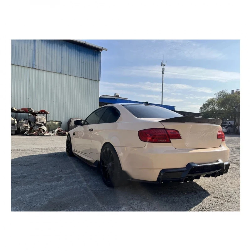 Hongsheng Factory Direct Sales Dry Carbon Spoiler for  E92 E92 M3 Rear Wing Real Carbon Fiber Made view 4