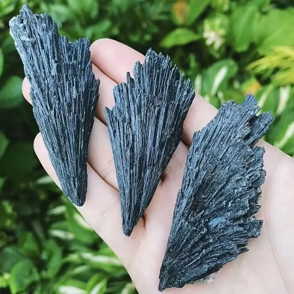 Natural Gray Crystal Tourmaline Quartz Stone Angel Feather Shape Mineral Teaching Gemstones Minerals Wicca Spiritual Reiki