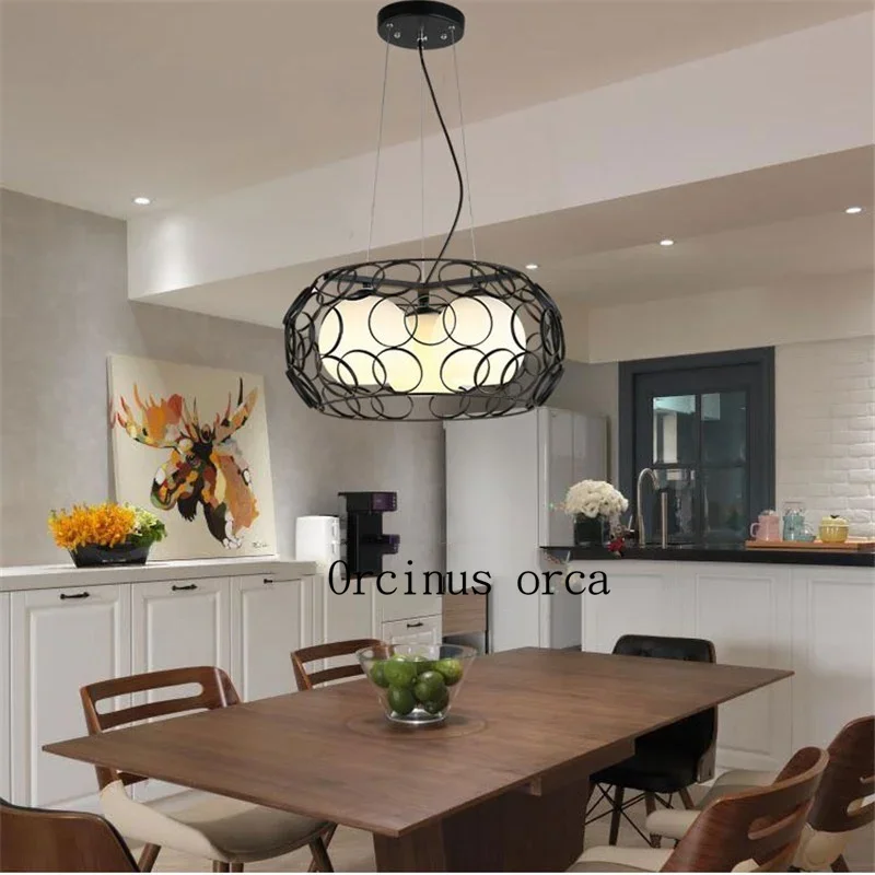 

Restaurant chandelier creative personality dining room lights Nordic dining room lights three modern simple aisle bar meal hangi