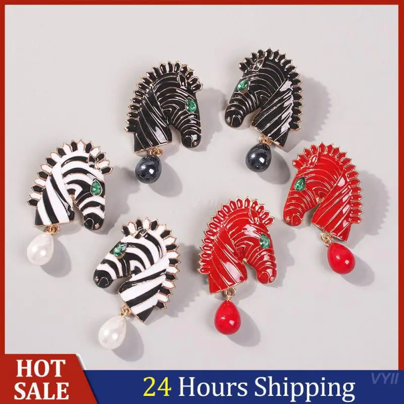 

Трендовые сверкающие стразы, преувеличенный дизайн, необычные, незаменимые, привлекательные, самые популярные, креативные и стильные украшения для ушей, уникальные