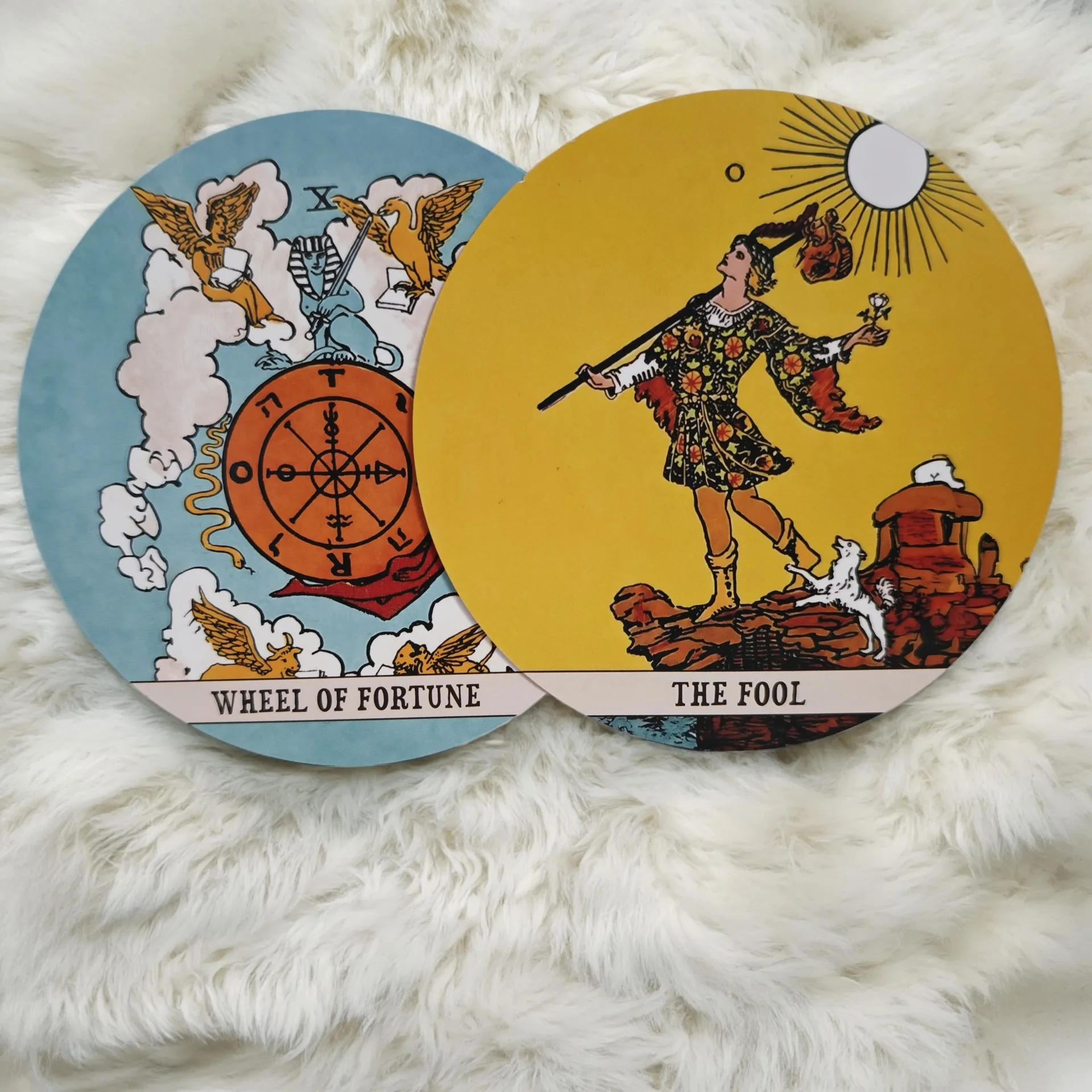 Round Tarot Deck - 78 Rider Waite Style Cards with Book, Circular Tarot for Beginners, Divination & Home Decor