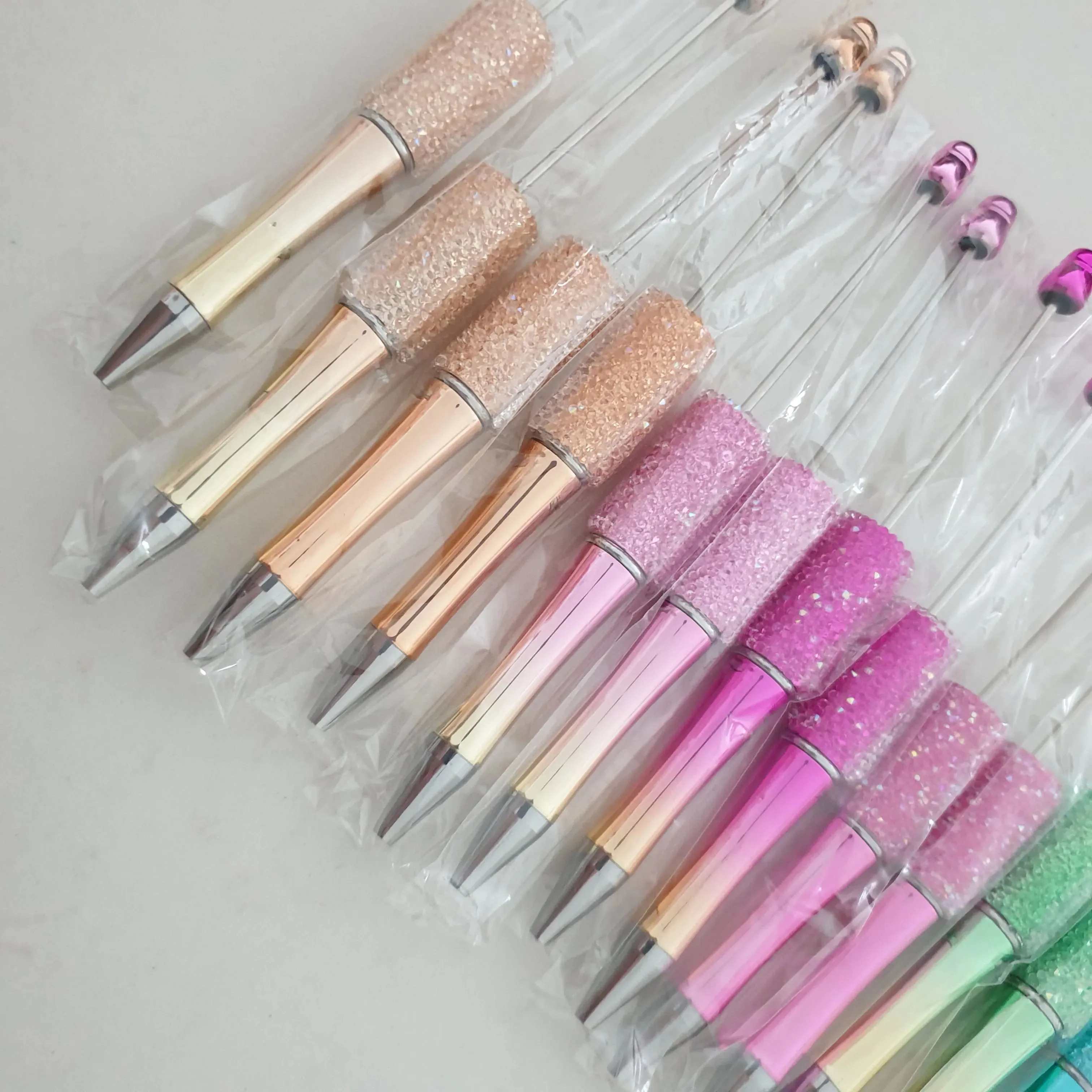 30 stücke DIY Perlen Stift Perlen Stift Kunststoff Stifte Nette Koreanische Schreibwaren Luxus Schule Bürobedarf Utiles Escolares Japoneses