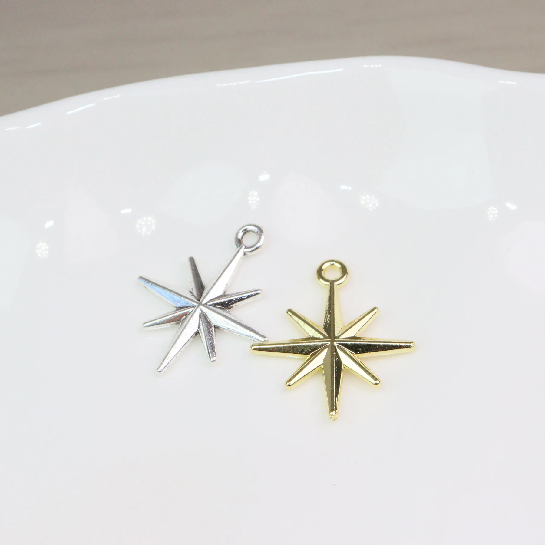 Eruifa 20pcs Beautiful Star Zinc Alloy Charms Pendant Jewelry DIY Necklace Bracelet Earrings 2 Colors