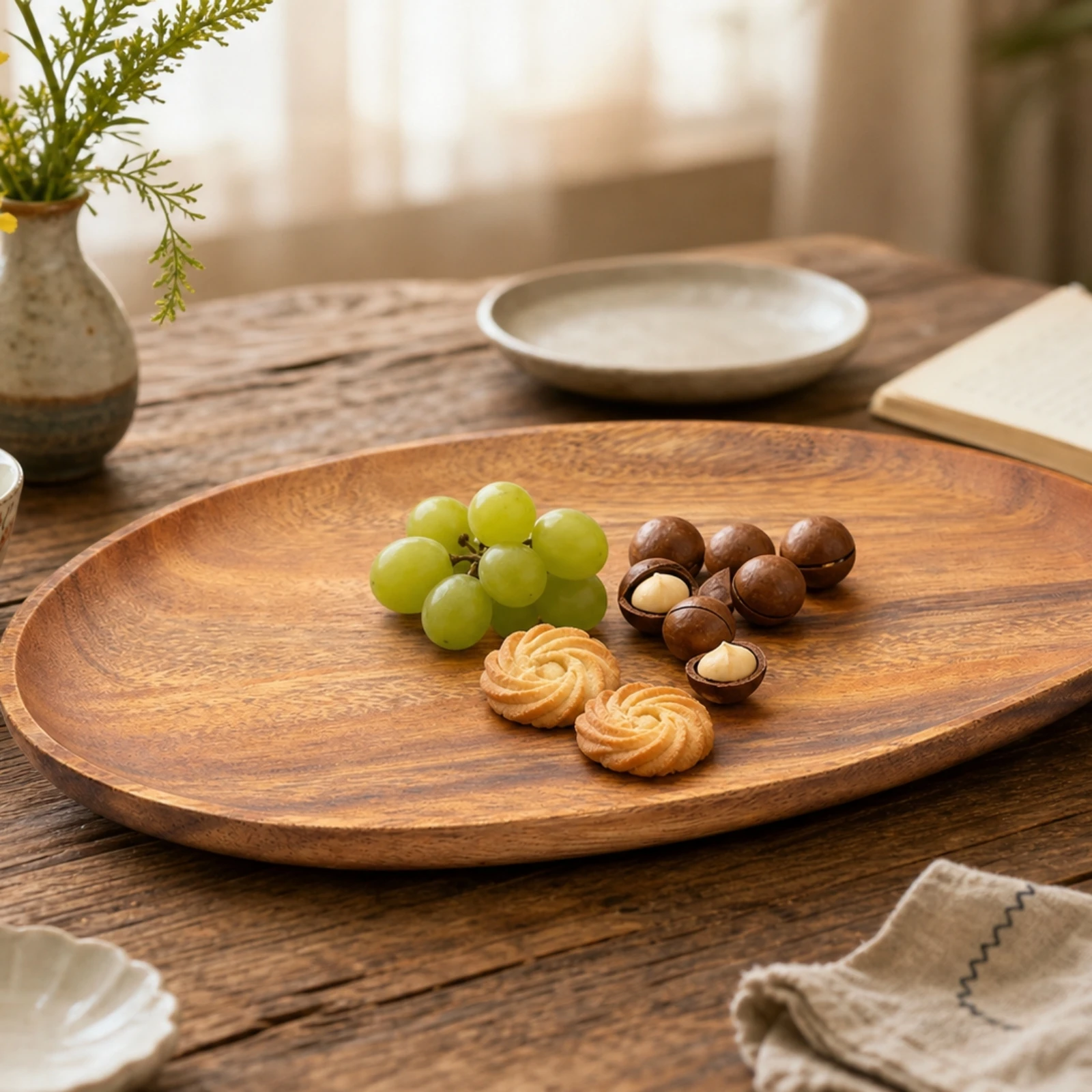 Irregular Serving Tray Pebble-Shaped Sandalwood Tray Natural Grain Wooden for Hosts, Tea Service, Coffee Table