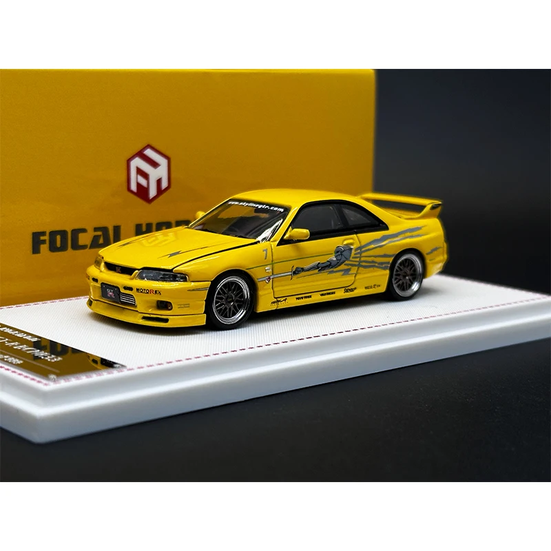 FH In Stock 1:64 Skyline GTR R33 BCNR33 R32 S Tune Carbon Black Diecast Diorama Car Model Collection Miniature Toy Focal Horizon