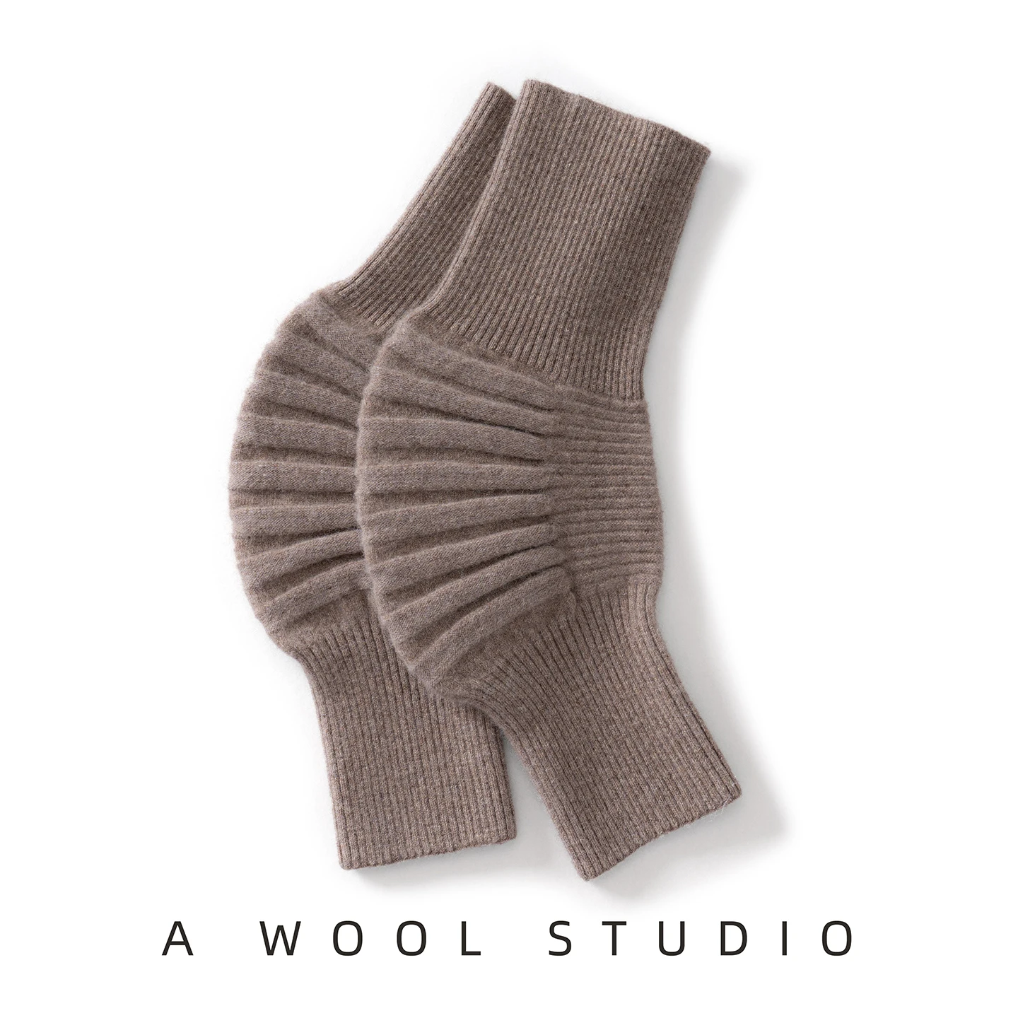 Рисунок 6 - Эргономичные 100% шерстяные наколенники унисекс