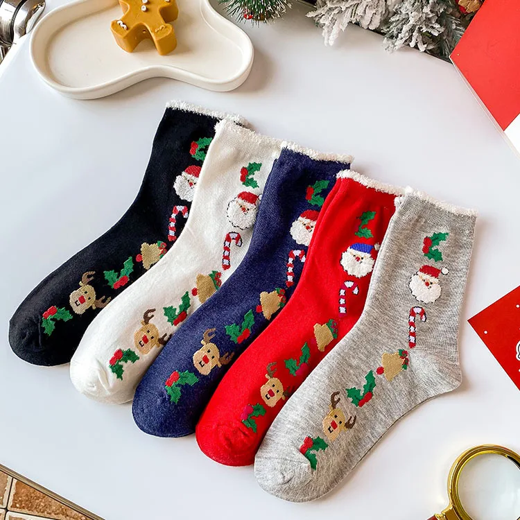 Calcetines de Navidad para mujer, medias divertidas de Papá Noel, muñeco de nieve, Kawaii, dibujos animados de animales, regalo de Navidad, novedad