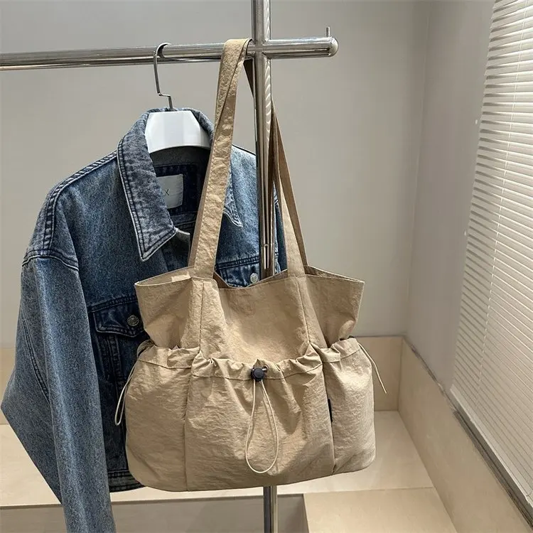 Casual Commuter Large Capacity Nylon Bag Women's 2026 New Style College Student Class Bag Commuter Single Shoulder Tote Bag