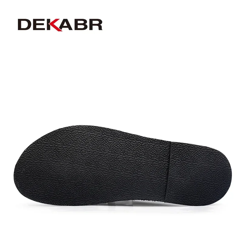 DEKABR Summer Men's Leather Sandals Fashion Double Tower Buckle Men Casual Slippers New High Quality Comfort Male Beach Sandals