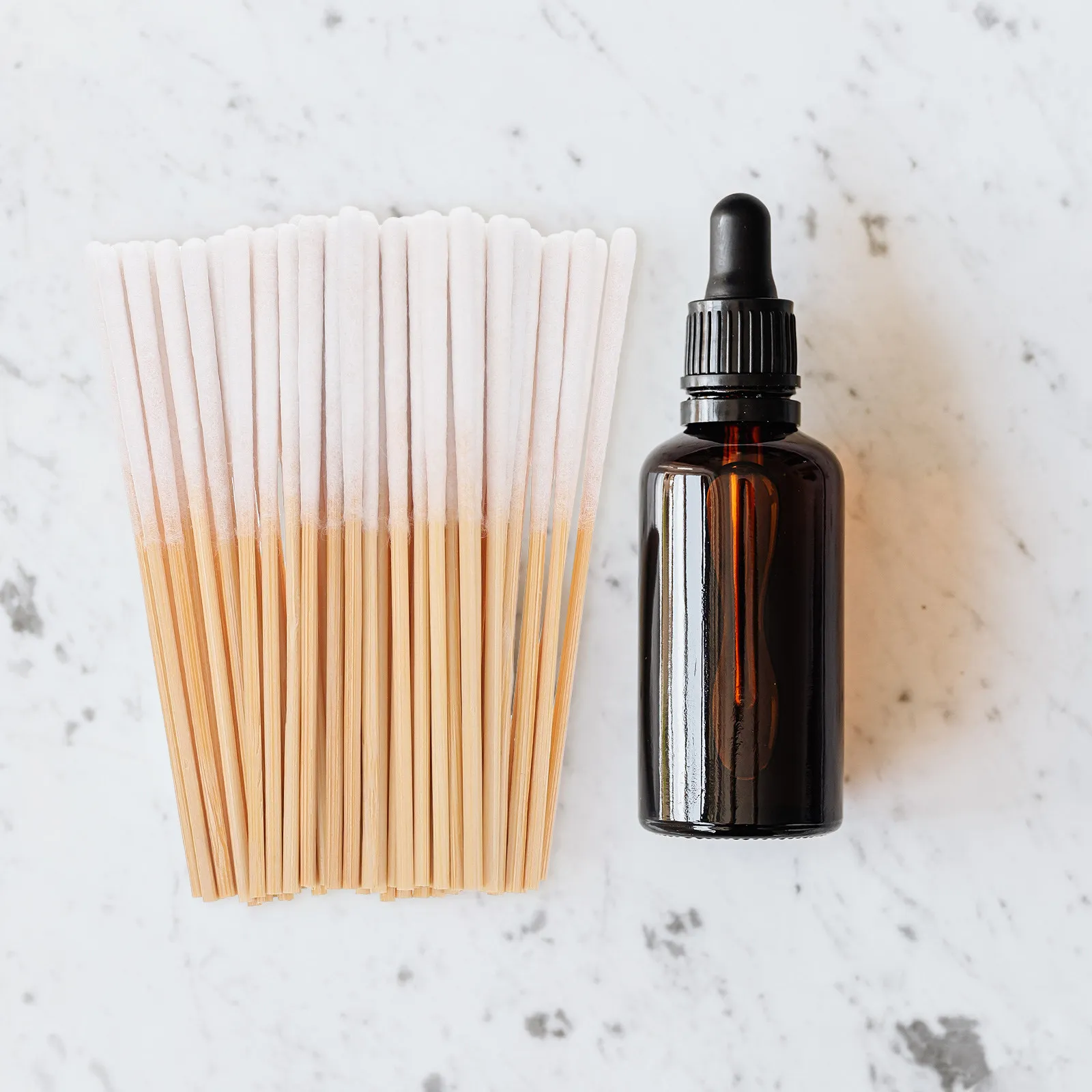 150Pcs Long Cotton Swabs for Ear Cleaning Makeup Application Skincare Beauty Salon Disposable Cotton Sticks Women Makeup