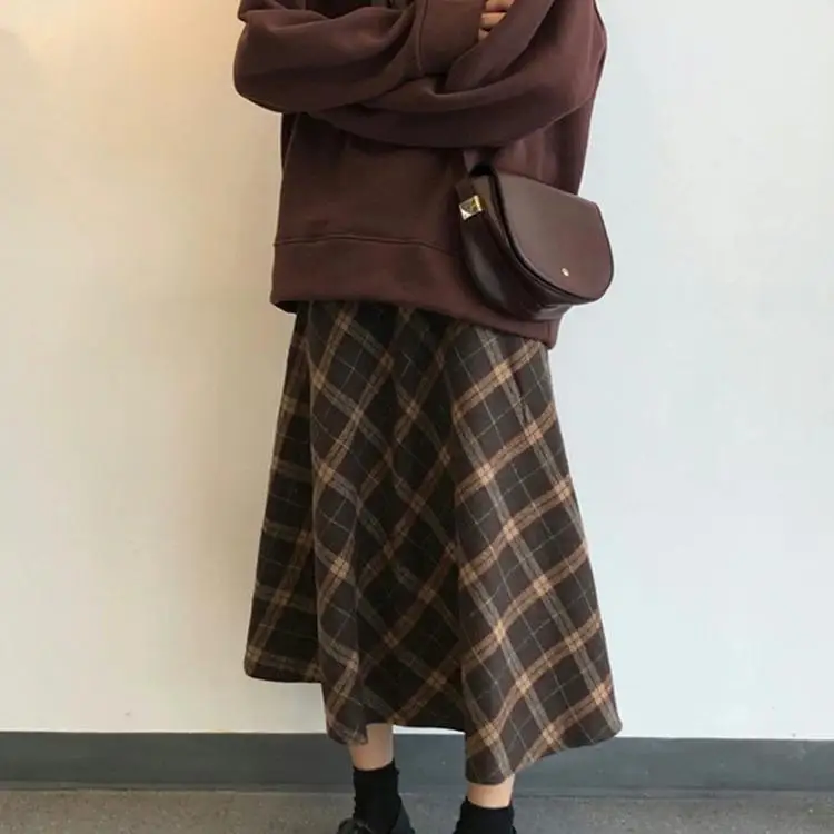 

plus Size 300 Pou Women's Vintage Khaki Plaid Skirt High Waist Loose Meat Concealing A-Line Umbrella Skirt Autumn Winter