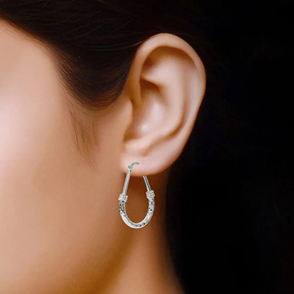 Simple Fashion Sliver Color Rhombic Wave Pattern Droplet Shape Hoop Earrings for Women Korean Temperament Earrings Jewelry Gifts