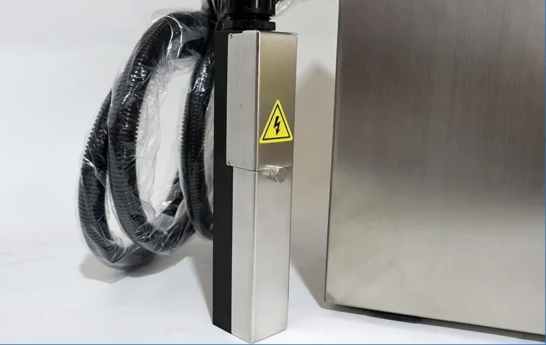 Automatyczny kodownik CIJ (Continuous Inkjet) do drukowania dat na torbach plastikowych/butelkach PET