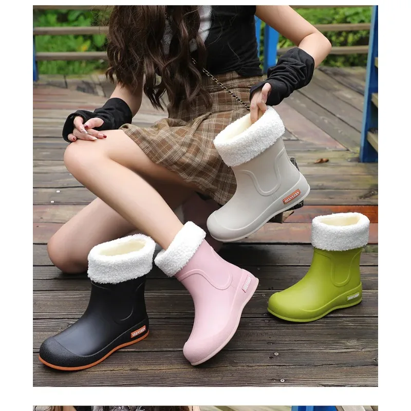 Women's Short Fleece Lined Rain Boots Fashionable Adult Kitchen Wear Waterproof Work Slip Resistant Outdoor Casual PVC Shoes