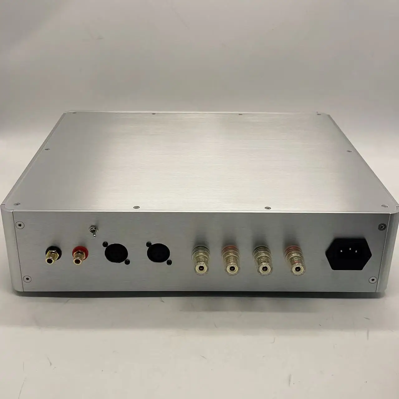 L-PRO HiFi amplifier balanced input and RCA input 1200w D-class audio amplifier