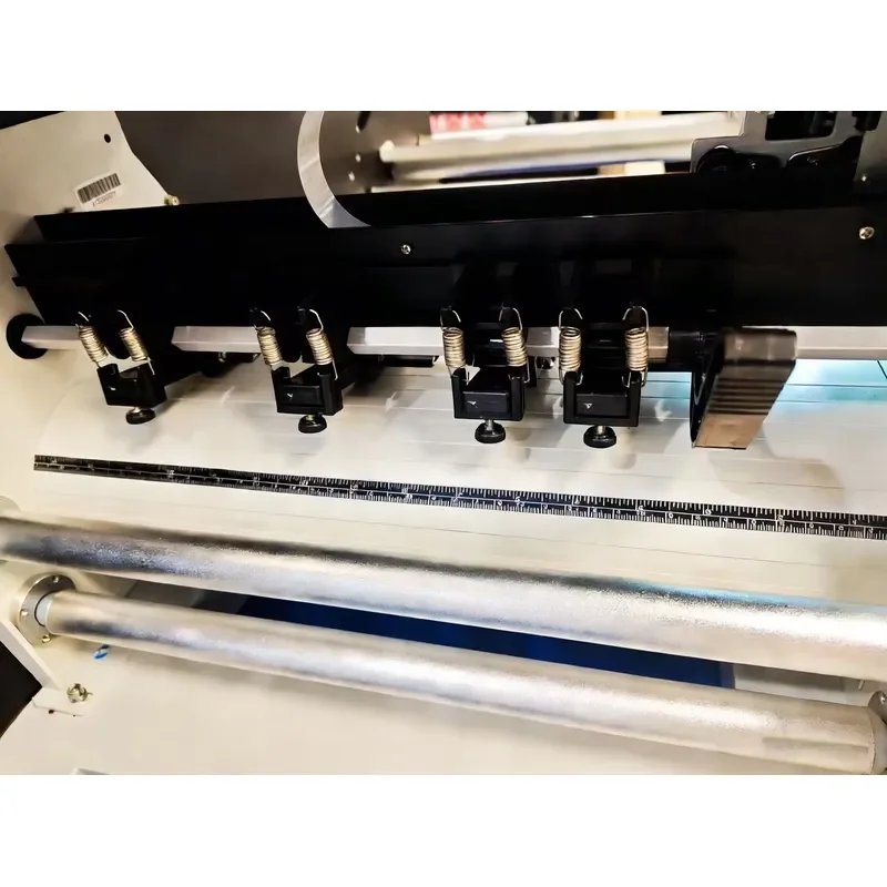 Short Run Digital Label Cutting Machine for Shaped Label Production Roll to Roll Die Label Cutter Machine VR30