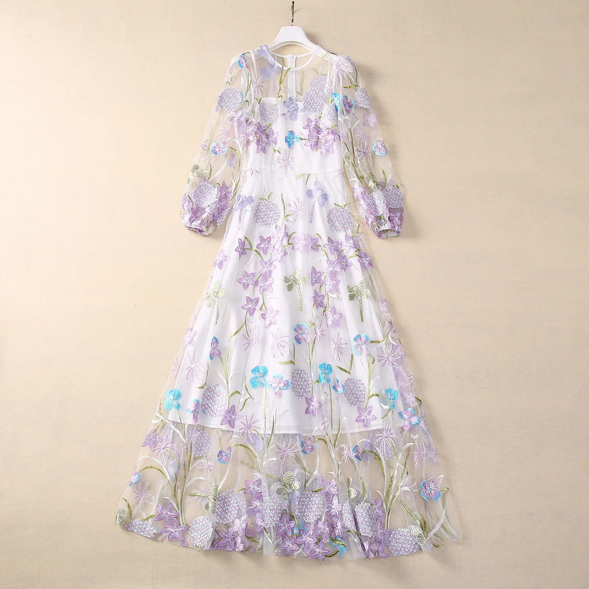 

Europe and the United States women's 2024 summer new Round neck Long-sleeved dragonfly flower embroidery fashion Pleated dress