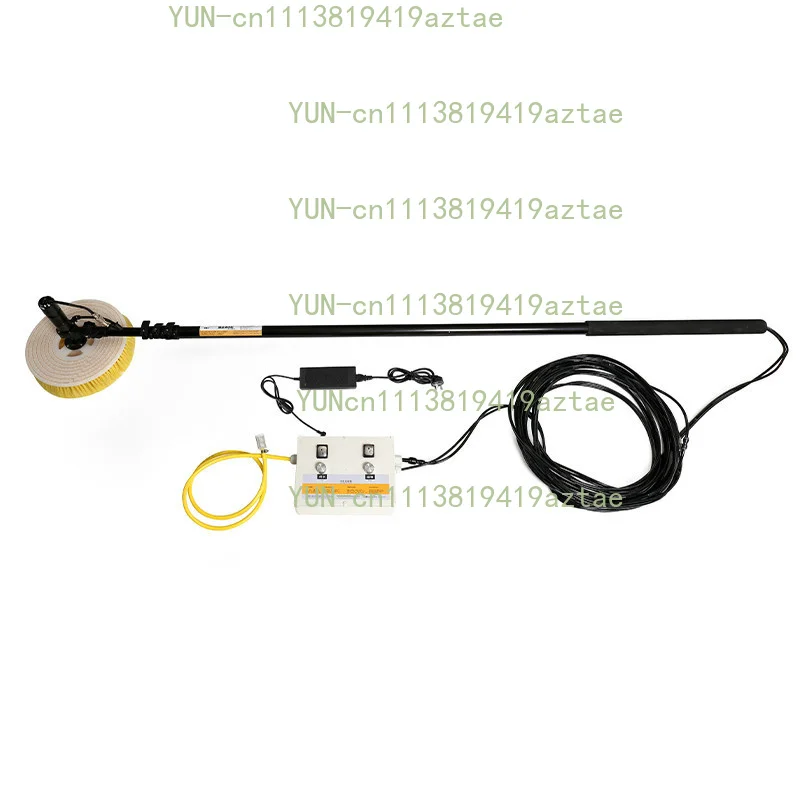 Single Rotating Brush Electric Solar Panel Cleaning Equipment, PV Module Washing Tool for Solar Power Station Maintenance