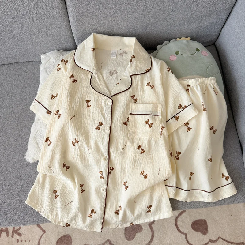 

2Summer short-sleeve pajama set for women, comfortable and trendy, shorts can be worn outside, home wear set