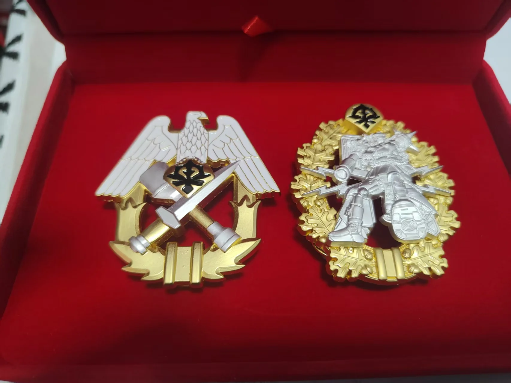 

1 SET Medals ZEON Cross First level Victory Cross Cultural and Creative Badge