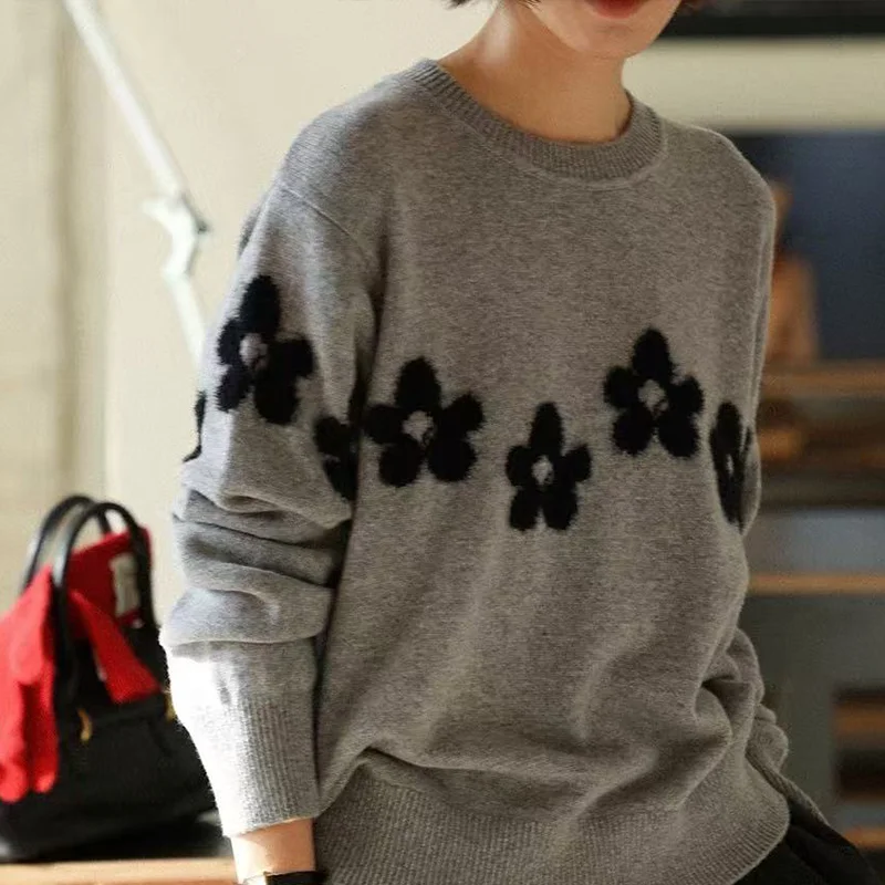 

Stylish versatile round-neck loose long-sleeved pullover 100%cashmere sweater for women autumn winter knitted wool base sweater