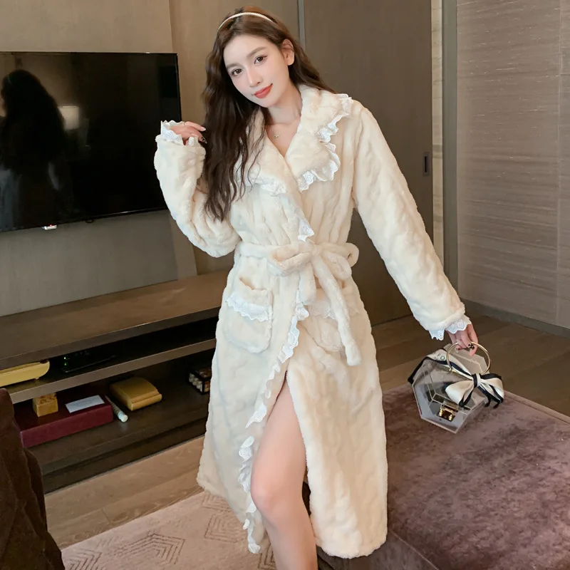 

Women's Winter Fleece Bathrobe Wearm Korea Style Ladies Dressing Gown Flannel Long Sleeve Lace Patchwork Bath Robe for Female