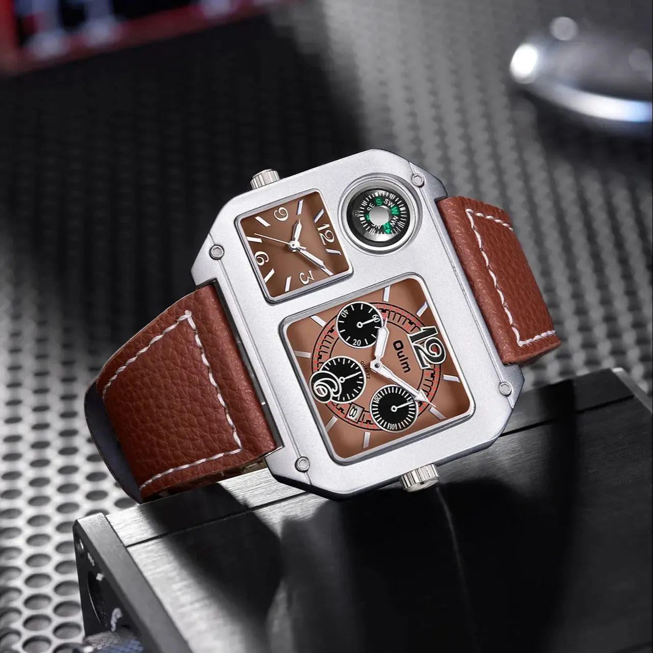 

Крутые мужские квадратные часы в стиле хип-хоп с двумя часовыми поясами, кварцевые часы с компасом, кожаный ремешок, модные мужские спортивные часы, водонепроницаемые часы, уникальные часы с большим циферблатом, подарок для отца, мужа, парня, часы для акт