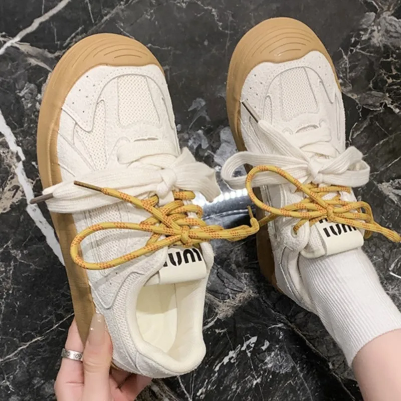 

2025 Spring Womens Mesh Hollow Sports Shoes Cute Thick Sole Breathable Shoes Leisure Sports Skateboard Tennis zapatos mujer