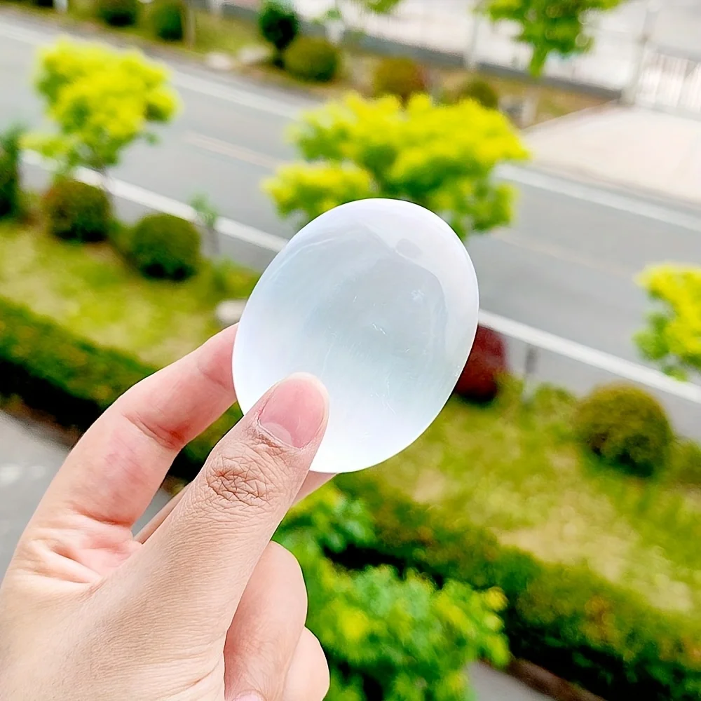 Pedra de palma de quartzo branco natural, artesanato em gesso, presente de feriado exclusivo, relaxamento e melhorando bem-estar, pedra decorativa